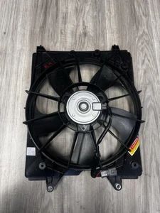 TYC Left Dual Radiator & Condenser Fan Assembly for 2018-2020 Honda Odyssey NEW - Bild 1 von 2