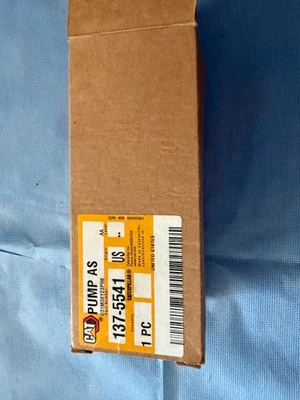 CAT 137-5541, Fuel Priming Pump 41.4 Stroke Per Liter - Image 1 of 4