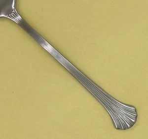 ONEIDA SARATOGA GLOSSY STAINLESS FLATWARE RIBBED SCALLOPED FLARED TIP - CHOICE - Picture 1 of 14