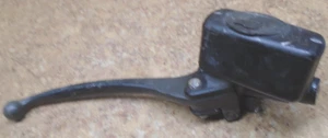 1998 Honda Goldwing GL1500 GL 1500 SE Right Front Brake Lever Master Cylinder 98 - Picture 1 of 3