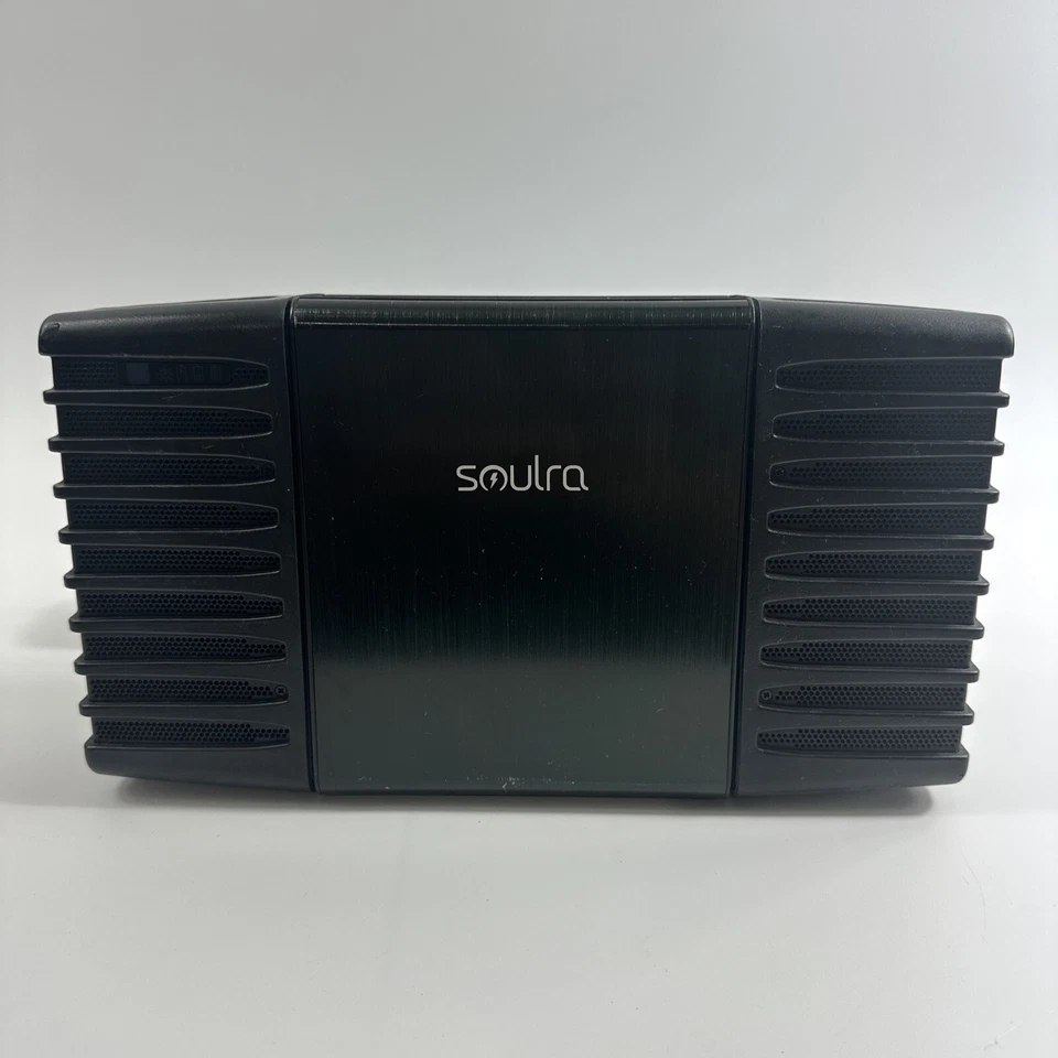 Eton Soulra Solar Powered Sound System For Older Model Apple iphones ipods - Image 1 of 4