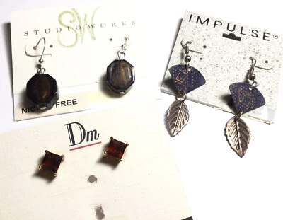 BONITO LOTE MIXTO DE 3 PARES DE PENDIENTES PERFORADOS COLGANTES ETC. Foto 1 de 4