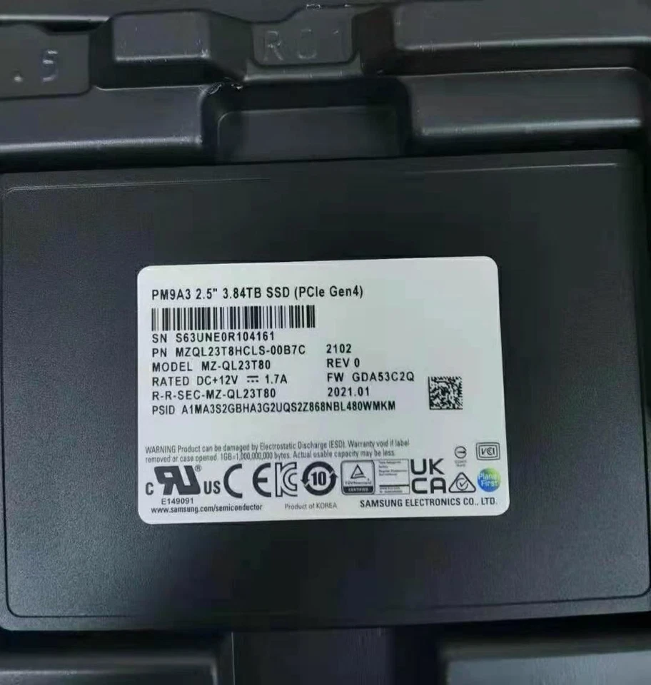 Samsung SSD PM9A3 3.84TB U2 NVME MZ-QL33T80 PCIE MZQL23T8HCLS-00B7C GDA53C2Q Foto 1 de 1