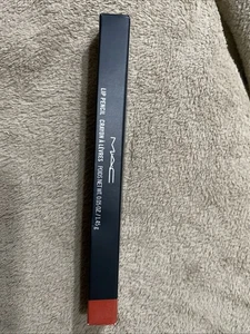 MAC Lip Pencil Shade Chili Rimmed 1.45g NIB - Picture 1 of 5