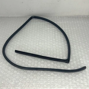 Striscia meteo interna apertura porta posteriore sinistra per PAJERO SHOGUN SPORT K96W MK1 3.0 - Foto 1 di 6