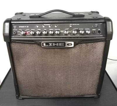 Line 6 Spider IV 30 1 x 12 Guitar Amplifier 30-Watt - Image 1 of 4