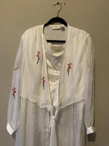 NWOT Victoria Secret Vintage Maxi Night Gown M/L - Picture 1 of 10