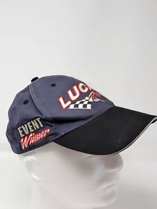 LUCAS RACING Cappello Strapback Regolabile Vincitore Evento Lucas Oil Racing Abbigliamento - Foto 1 di 7