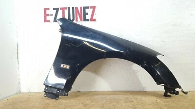Guardabarros delantero del pasajero derecho Infiniti M45 M35 2006-2007 fabricante original. Foto 1 de 4