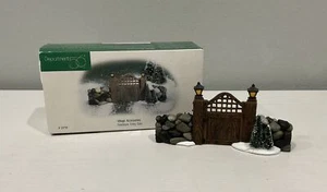 Dept 56 Village Accesories #52718 Fieldstone Entry Gate Boxed - Picture 1 of 6