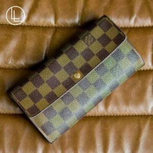 LOUIS VUITTON Damier Leather Bifold Wallet - Picture 1 of 9