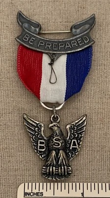 Medalla de colección de los años 70 EAGLE SCOUT Boy Scouts Rango Premio BSA Insignia Plata ESTERLINA Foto 1 de 4
