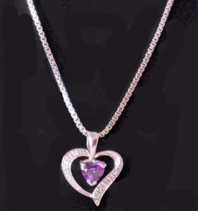 VINTAGE Amethyst Heart Necklace with one diamond-Very Dainty AH77 - Picture 1 of 1