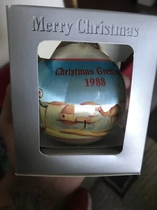 1988 CHRISTMAS GREETINGS ORNAMENT SATIN BALL NATIVITY SCENE MRY JOSEPH G99 Road - Picture 1 of 6