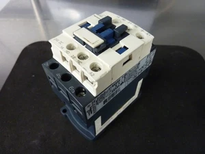 Contactor Telemecanique LC1D18 BD 600VAC 32A 24VDC LAD4TBDL (30873) - Imagen 1 de 9