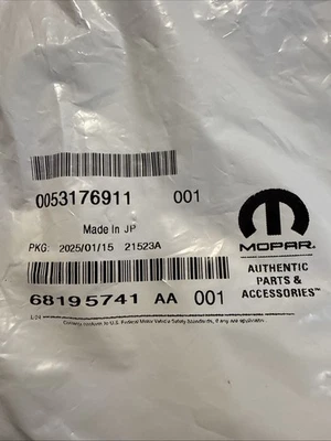 Genuine Mopar Oxygen Sensor 68195741AA 2014-2022 2.4L FRONT SENSOR OEM NEW - Imagen 1 de 4