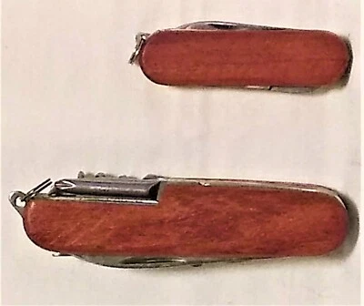 SET OF TWO MULTI FUNCTION POCKET KNIFES - WOODEN HANDLES AND KEYCHAIN RINGS - Image 1 of 4