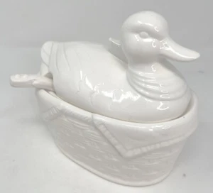 Vtg Ceramic Duck on Basket Gravy/Soup Tureen Covered Dish White w/ladle Japan - Picture 1 of 24