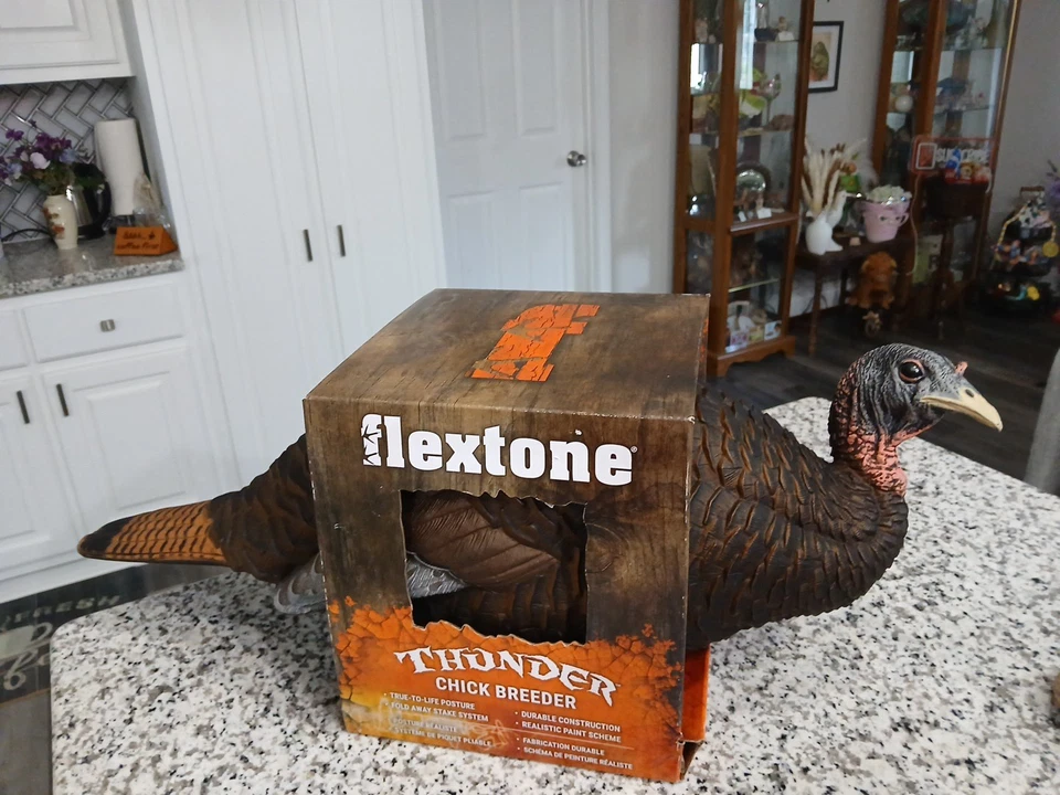 Flextone Thunder Chick Breeder Decoy - Image 1 of 1