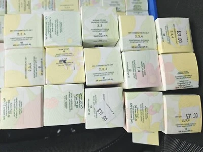 CLINIQUE SUPERBALANCED MAKEUP 1.0 OZ / 30 ML - New in boxSELECT YOUR COLOR - Image 1 of 3