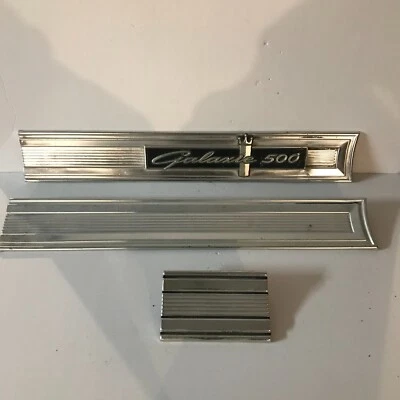 Задняя отделка 1964 Ford Galaxie 500 - Изображение 1 из 4