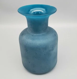 Vintage Alexander Julian mundgeblasene Milchglas strukturiert türkis blau 7" Vase - Bild 1 von 7