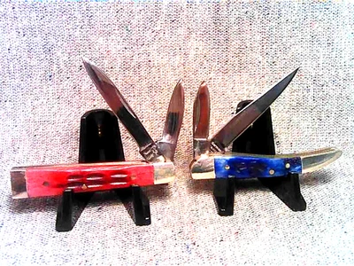 Lote de 2 facas Red Baby Doctor e palito de dente azul cada uma com alças ósseas + 2 lâminas - Imagem 1 de 4