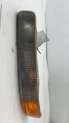 Farol de neblina/marca/estacionamento/lâmpada de seta GMC SIERRA 1500 DRIVER 99 00 01 02 03 04 05 06 07 - Imagem 1 de 3