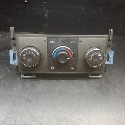 💎07-09 Saturn Aura Climate Control Panel Temperature Unit A/C Heater - Image 1 of 4