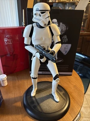 Sideshow Collectibles Star Wars Stormtrooper Premium Format Figure 1:4 Scale - Image 1 of 4
