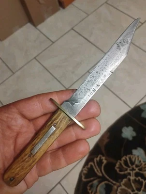 Cuchillo Bowie antiguo con mango de cuerno de ciervo - Slater Brothers - Sheffield, Inglaterra Foto 1 de 4