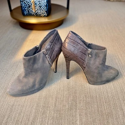 Michael Kors York Suede Platform Bootie Grey Women Sz 11 New - Image 1 of 2
