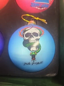 Powell Peralta Mike McGill adorno de Navidad huesos - Imagen 1 de 2