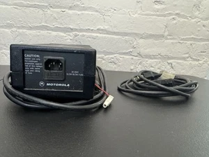 Motorola HPN4002B AA16670 Base Station Power Supply w/ Cord – 13.8V DC 15A - Zdjęcie 1 z 3