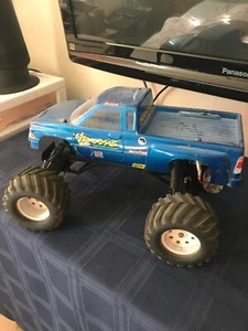 Traxxas  RC Monster Truck  vintage 1/12 - Picture 1 of 4