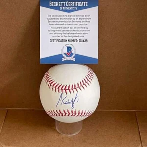 ADEINY HECHAVARRIA METS/BRAVES/YANKEES SIGNED AUTOGRAPHED M.L BASEBALL BECKETT Z - Picture 1 of 3