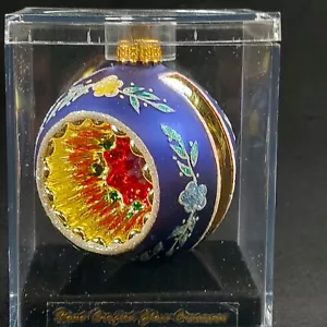 Unique Treasures Collection Handmade Mouth Blown Starburst Indent Ornament - Picture 1 of 10
