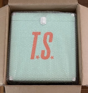 Taylor Swift The Life Of A Showgirl Vinyl Case IN HAND SHIPS TODAY🔥 Brand New ! - Imagen 1 de 7