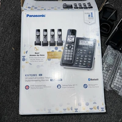 Panasonic KX-TG985 SK Cordless Phone System 5 Handsets Answering No Batteries - Image 1 of 3