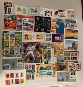 28 fogli ricordo mondiali, WW - per lo più MNH - Foto 1 di 1