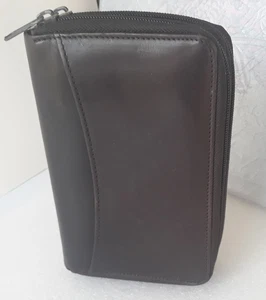 Vtg. Wilson The Leather Experts Brown Organizer Wallet Clutch ~2 Zip-Compartment - Picture 1 of 19