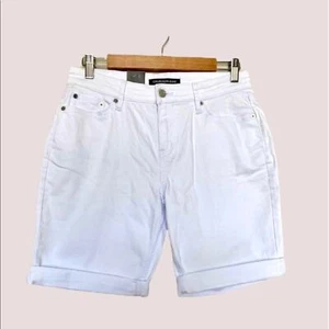 Calvin Klein Jeans white Bermuda rolled cuff denim shorts stretch size 8 NEW - Picture 1 of 9