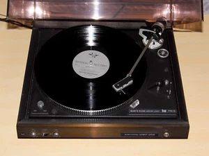 Dual CS 714Q con sistema EDM Shure M 95 - Foto 1 di 3