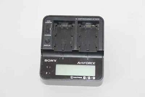 SONY Ladegerät AC-VQV10 Battery Charger für Akku NP-FV50 NP-FV70 NP-FV100 - Bild 1 von 3
