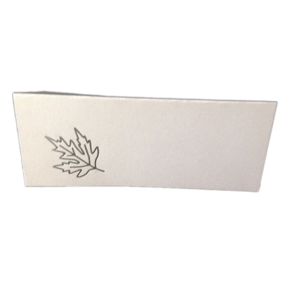 50 tarjetas de lugar blancas estilo tienda hoja de plata 4,25" x 1,75 plegadas Foto 1 de 1