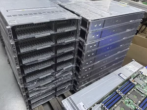 Servidor Supermicro 2029BT-NTR 24x2.5" (16X NVME) 3647 2x2090W 4x10G Puerto de red - Imagen 1 de 5