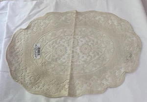 Oval Scalloped Lace Table Scarf Doily NOS Cream Made In USA Vintage - Picture 1 of 4