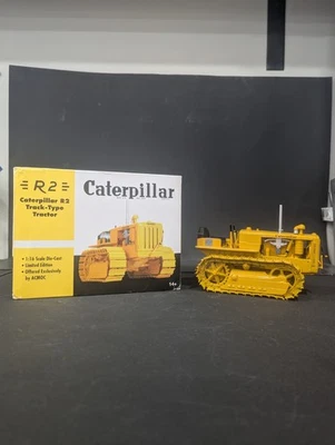 1/16 SpecCast Caterpillar R2 1/16 Crawler ACMOC 2009 With Box Highly Detailed - Image 1 of 4