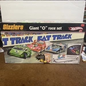Mattel Hot Wheels Sizzlers Giant "O" Race Set NIB - Picture 1 of 4