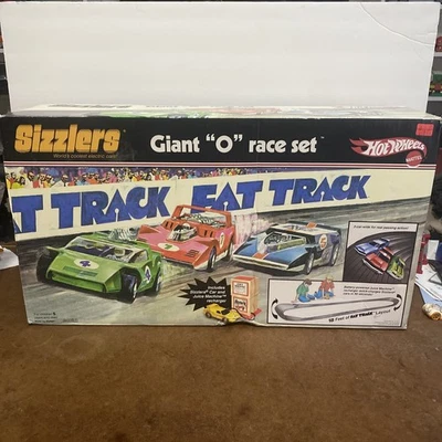 Mattel Hot Wheels Sizzlers Giant "O" Race Set NIB - Image 1 of 4